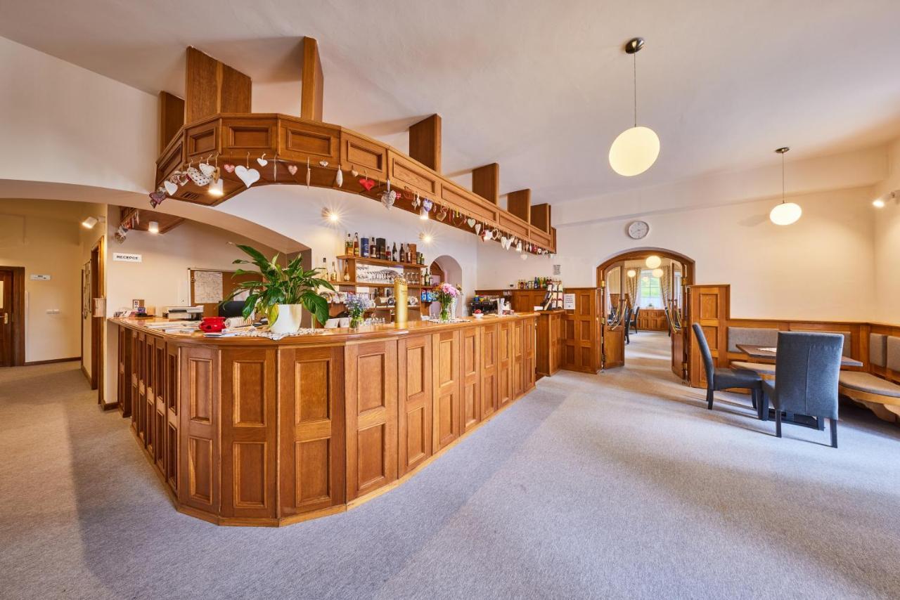 Hotel Auri Rudník 외부 사진
